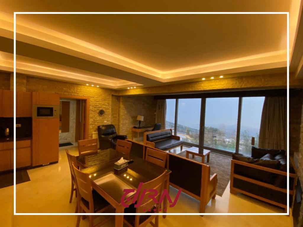 Raj Hotel Aley Dış mekan fotoğraf