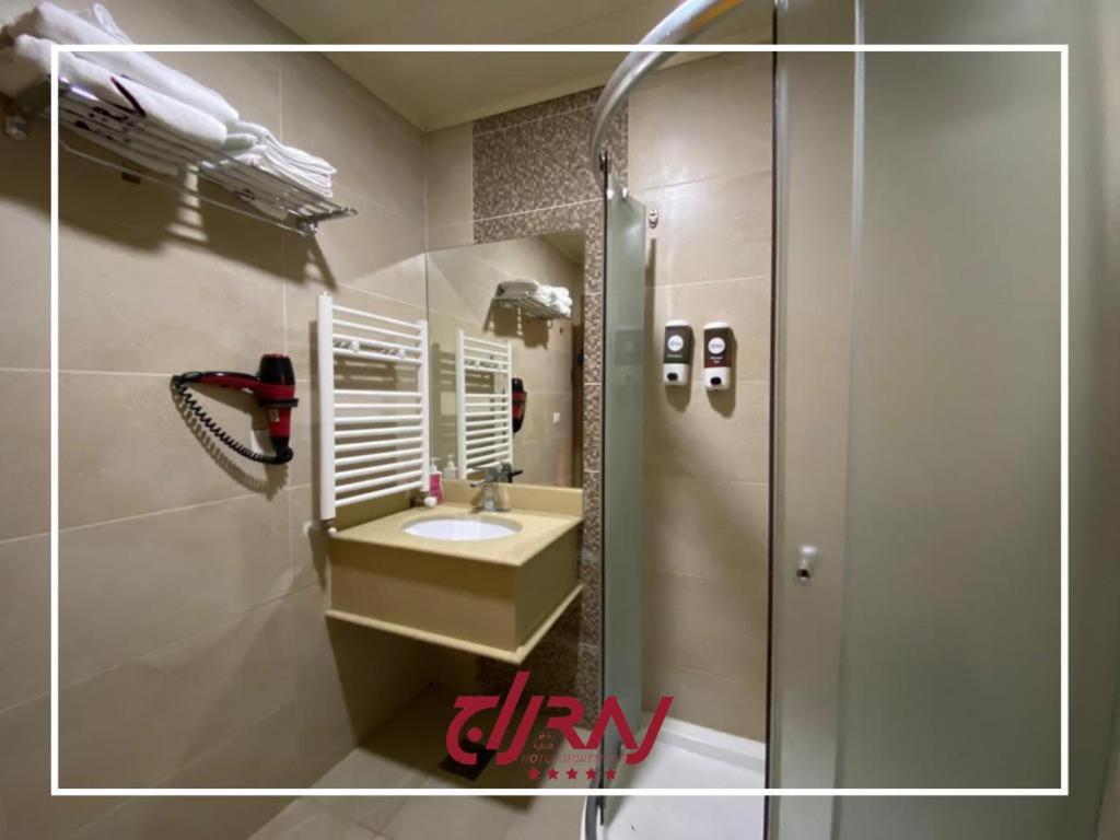 Raj Hotel Aley Dış mekan fotoğraf