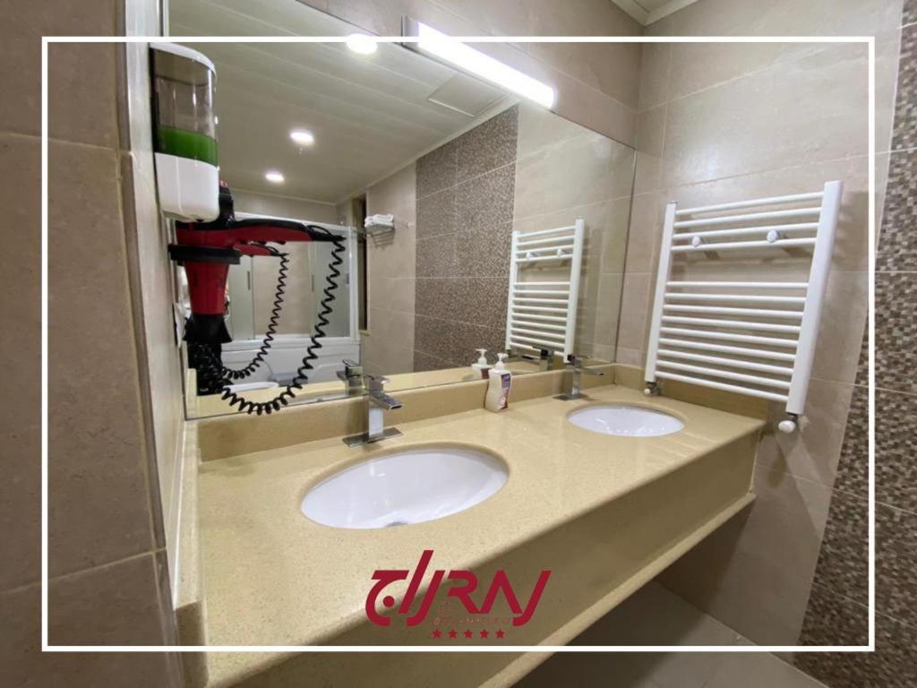 Raj Hotel Aley Dış mekan fotoğraf